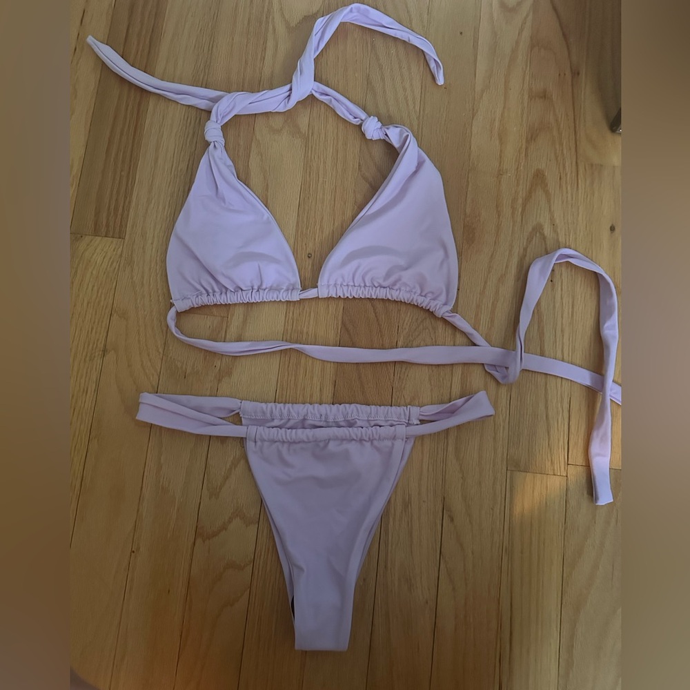 NEVER WORN -purple bikini
